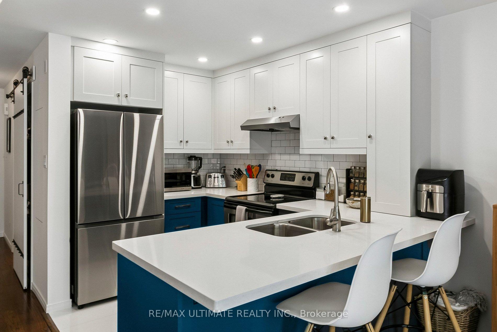 Photo 11 of Unit C, 660 Wellington Street, Toronto, Niagara — HOMEH