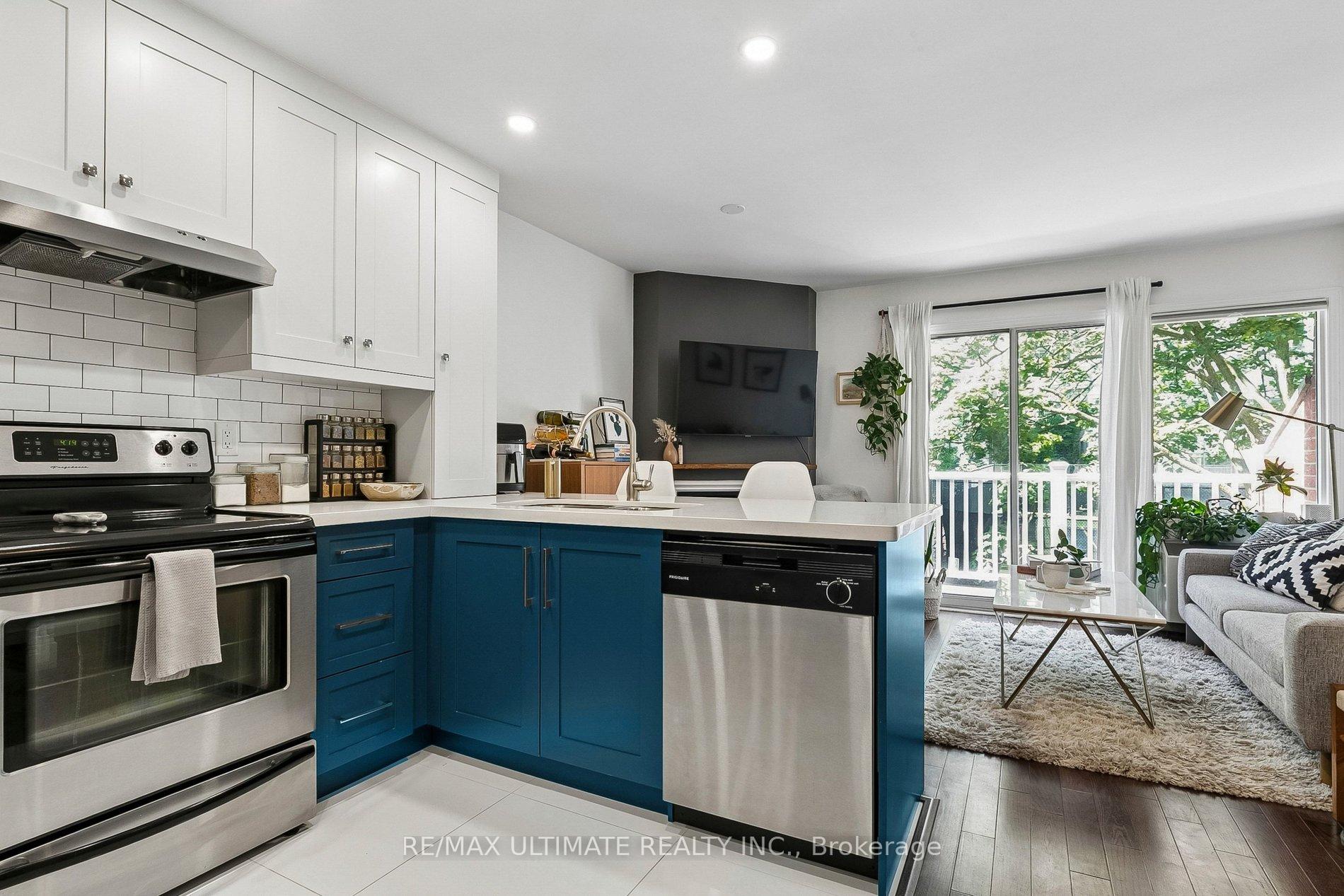 Photo 12 of Unit C, 660 Wellington Street, Toronto, Niagara — HOMEH
