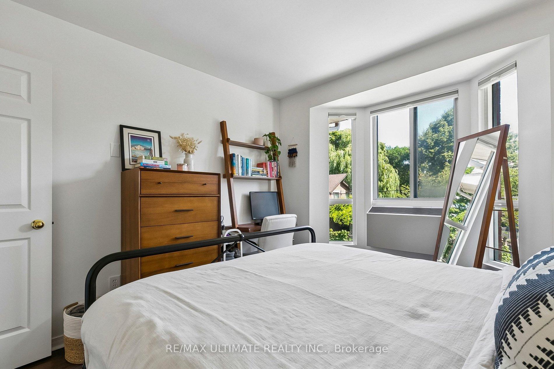Photo 16 of Unit C, 660 Wellington Street, Toronto, Niagara — HOMEH