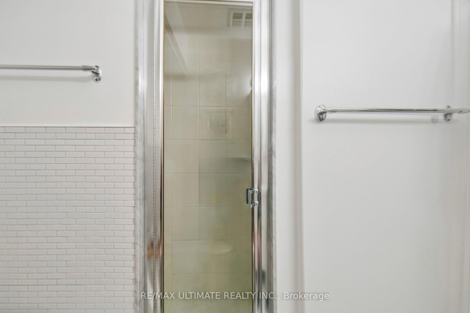Photo 18 of Unit C, 660 Wellington Street, Toronto, Niagara — HOMEH
