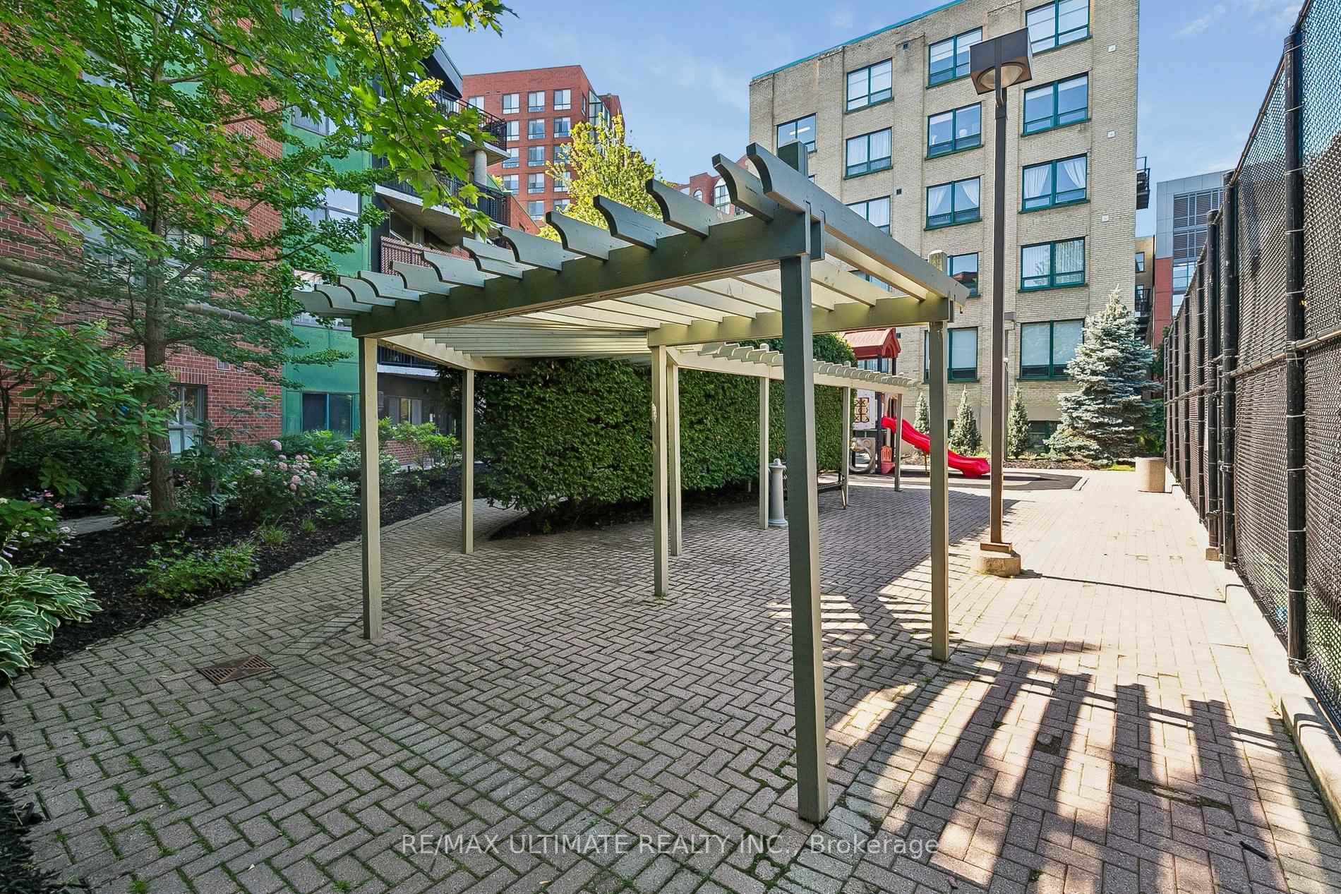Photo 23 of Unit C, 660 Wellington Street, Toronto, Niagara — HOMEH