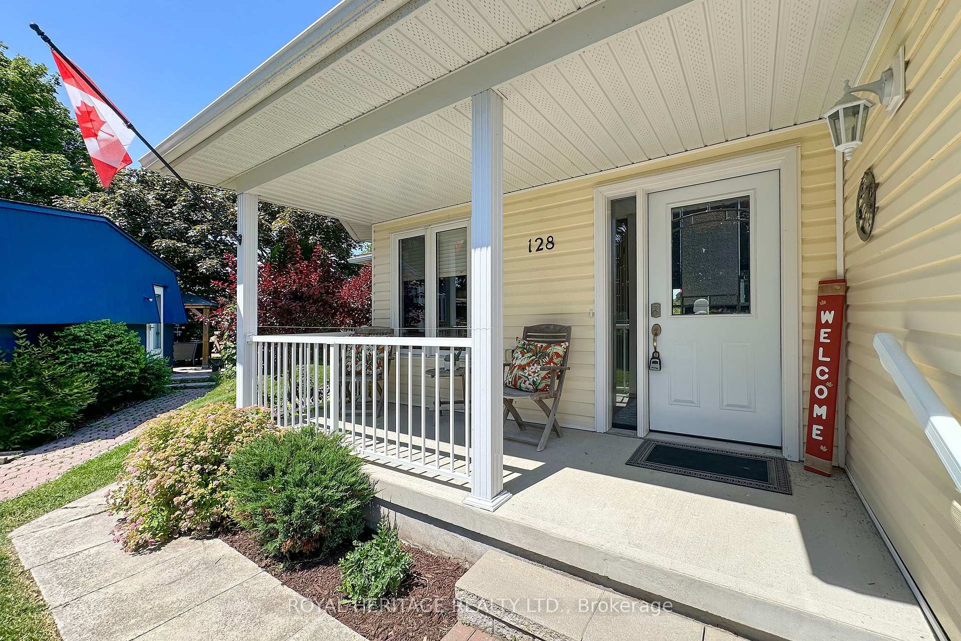 Photo 3 of 128 Wilmot Trail, Clarington, Newcastle — HOMEH