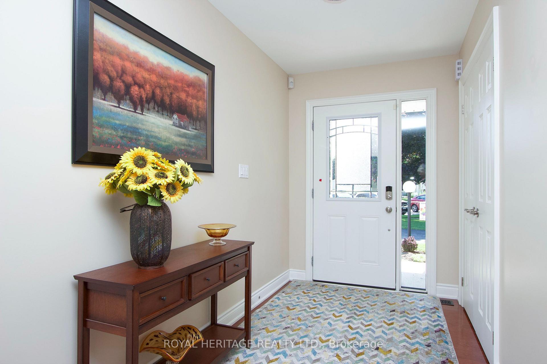 Photo 4 of 128 Wilmot Trail, Clarington, Newcastle — HOMEH