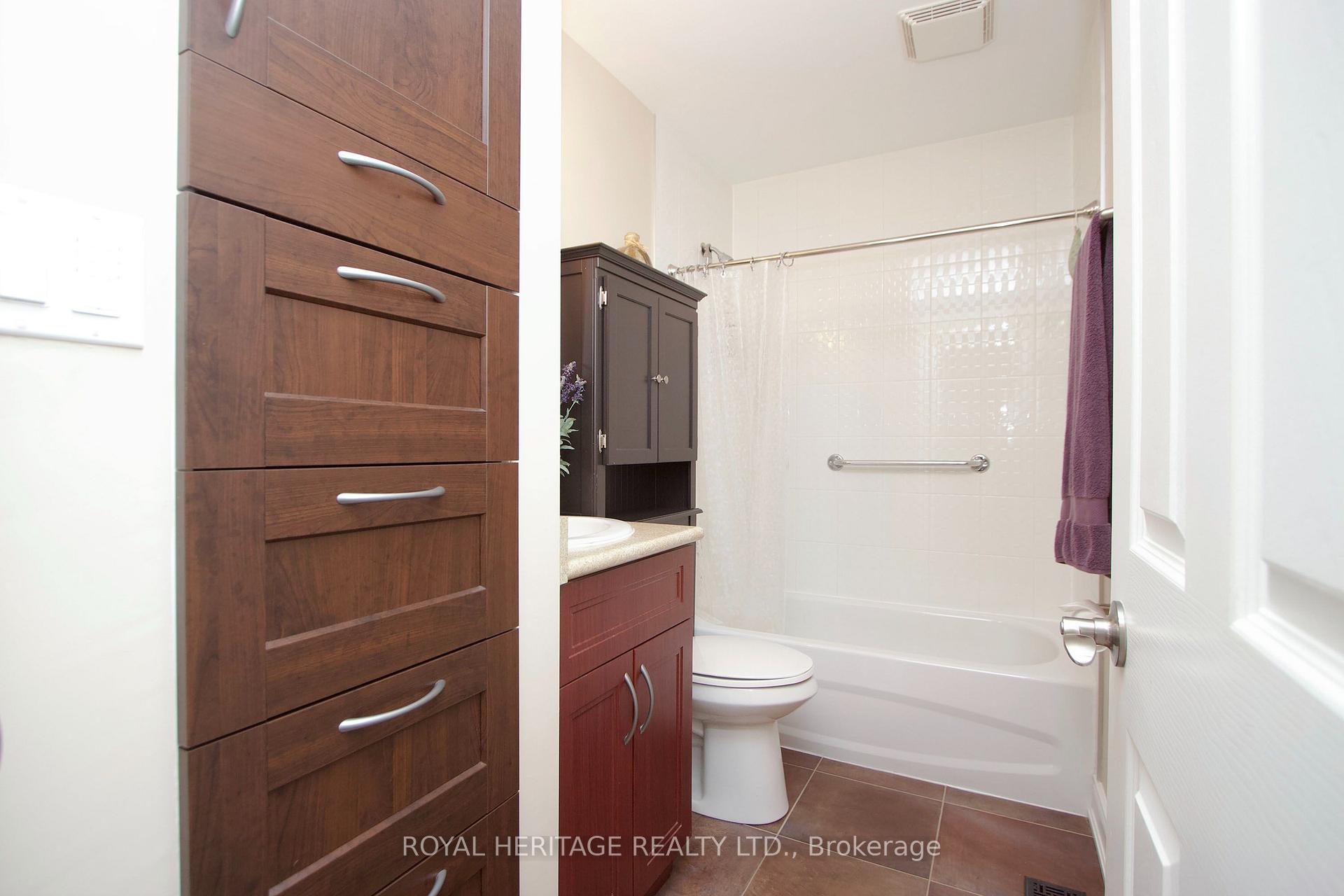 Photo 20 of 128 Wilmot Trail, Clarington, Newcastle — HOMEH