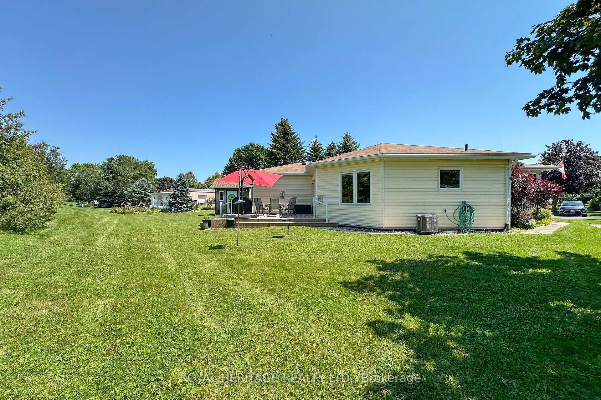 Photo 23 of 128 Wilmot Trail, Clarington, Newcastle — HOMEH