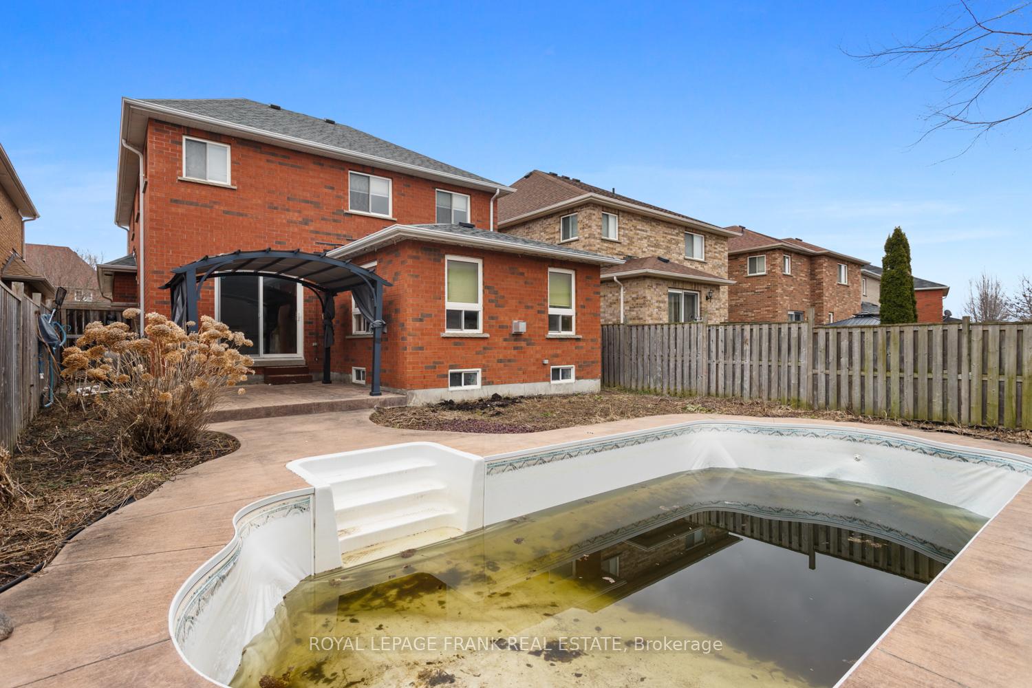 Photo 20 of 31 Gabrielle Crescent, Whitby, Rolling Acres — HOMEH