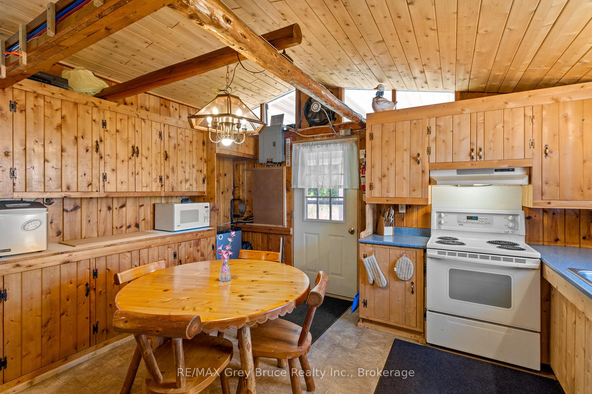Photo 13 of 626 Warner Bay Road, Northern Bruce Peninsula — HOMEH