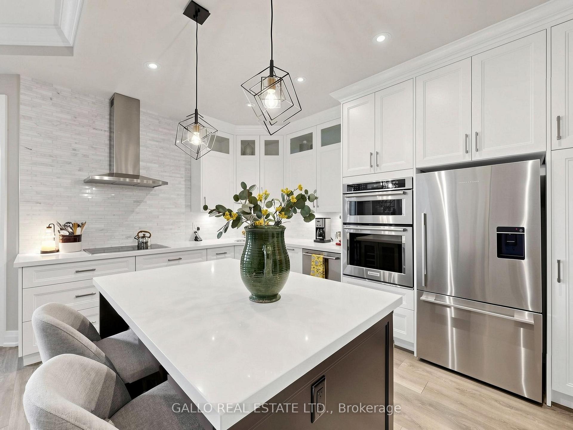 Photo 7 of Unit 118, 25 Baker Hill, Whitchurch-Stouffville, Stouffville — HOMEH