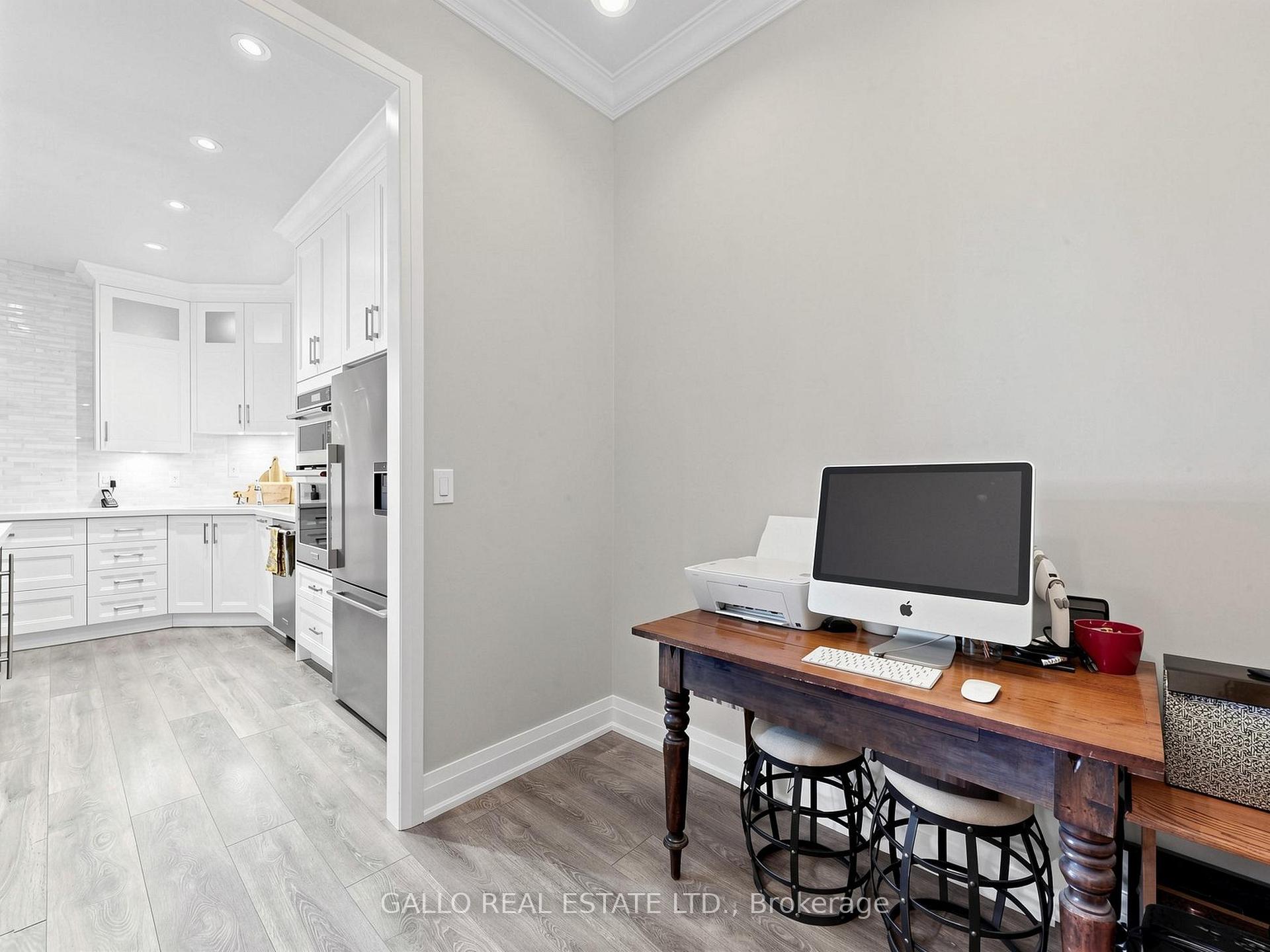 Photo 11 of Unit 118, 25 Baker Hill, Whitchurch-Stouffville, Stouffville — HOMEH
