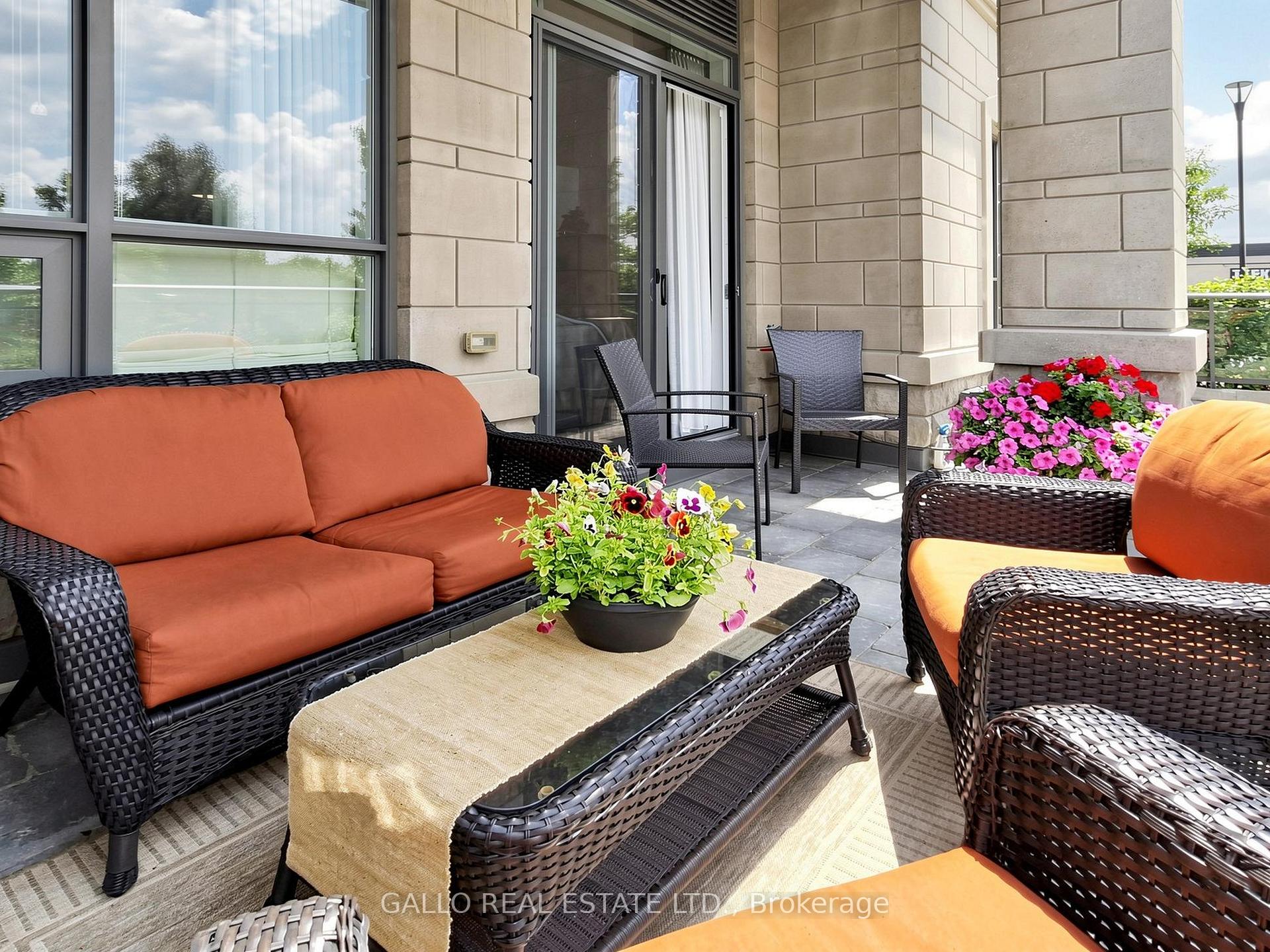 Photo 22 of Unit 118, 25 Baker Hill, Whitchurch-Stouffville, Stouffville — HOMEH