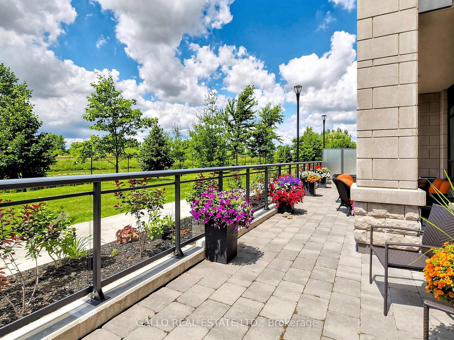 Photo 26 of Unit 118, 25 Baker Hill, Whitchurch-Stouffville, Stouffville — HOMEH