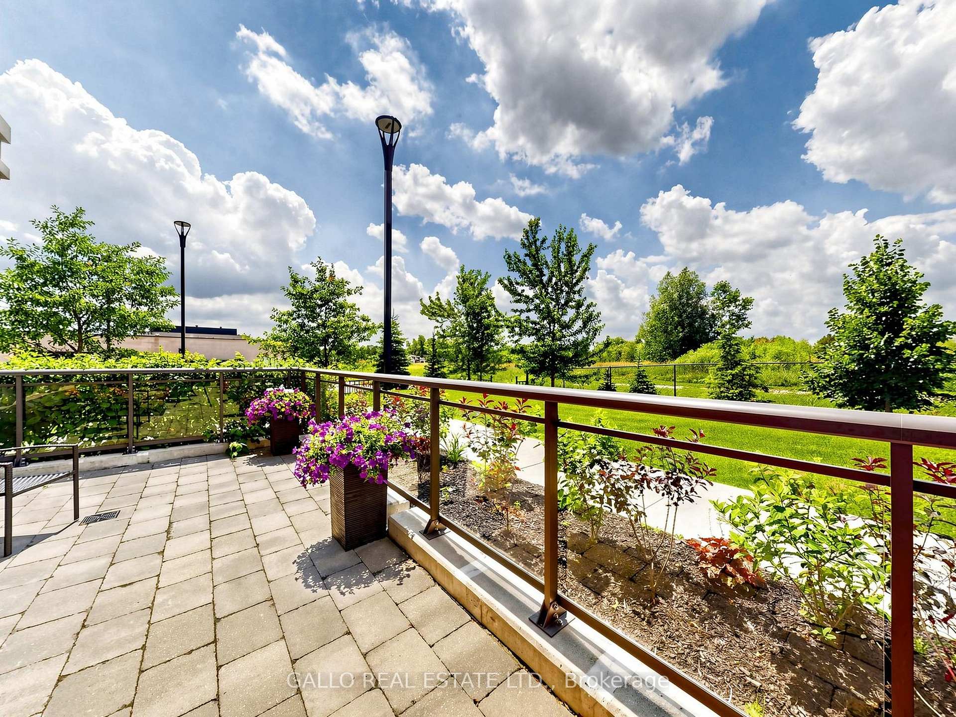 Photo 29 of Unit 118, 25 Baker Hill, Whitchurch-Stouffville, Stouffville — HOMEH