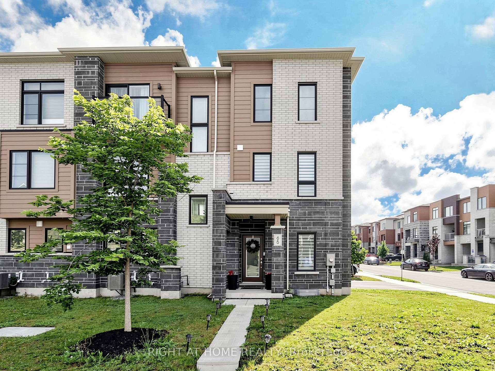 Photo 1 of 65 Allure Street, Newmarket, Woodland Hill — HOMEH