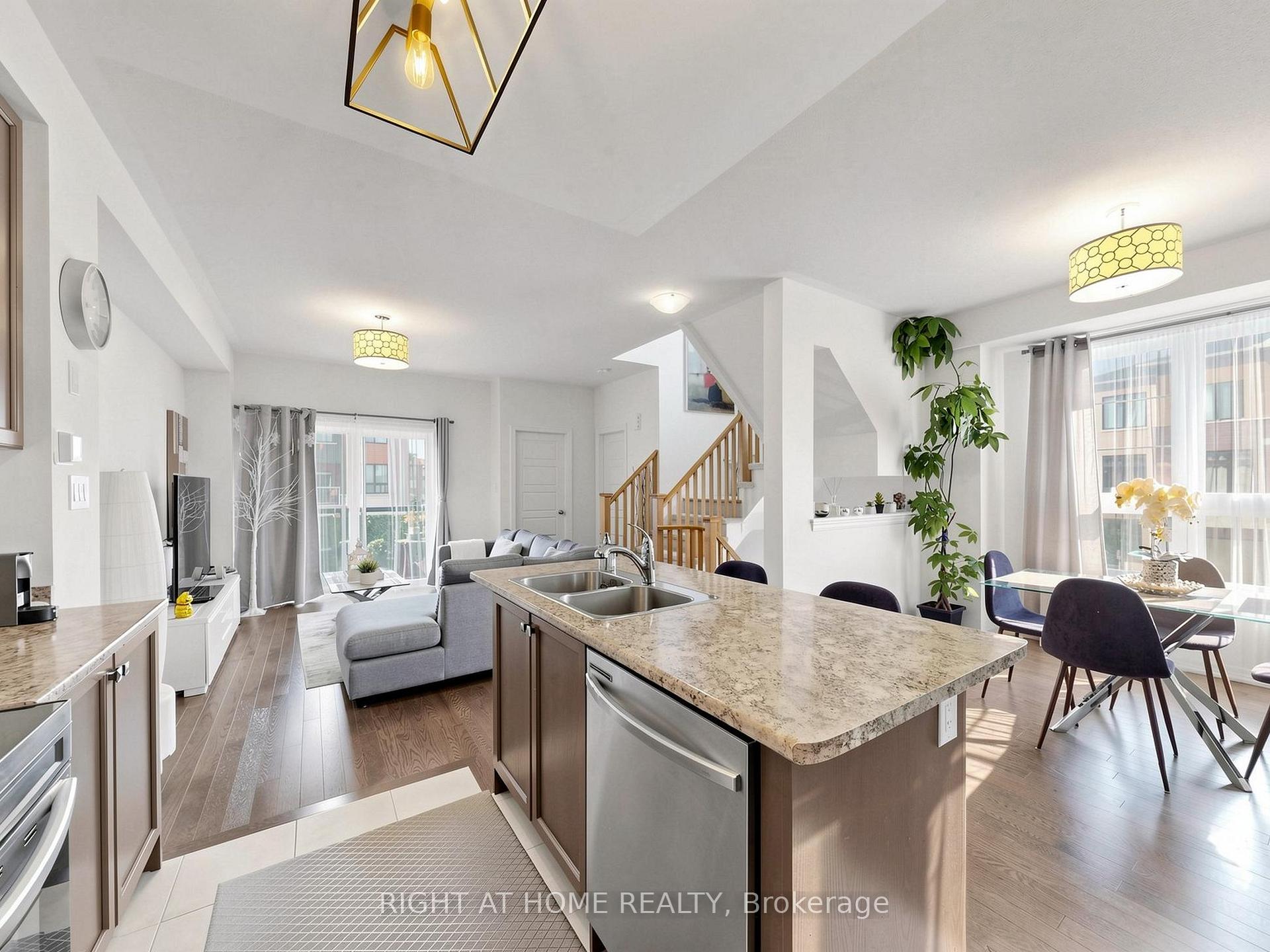 Photo 9 of 65 Allure Street, Newmarket, Woodland Hill — HOMEH