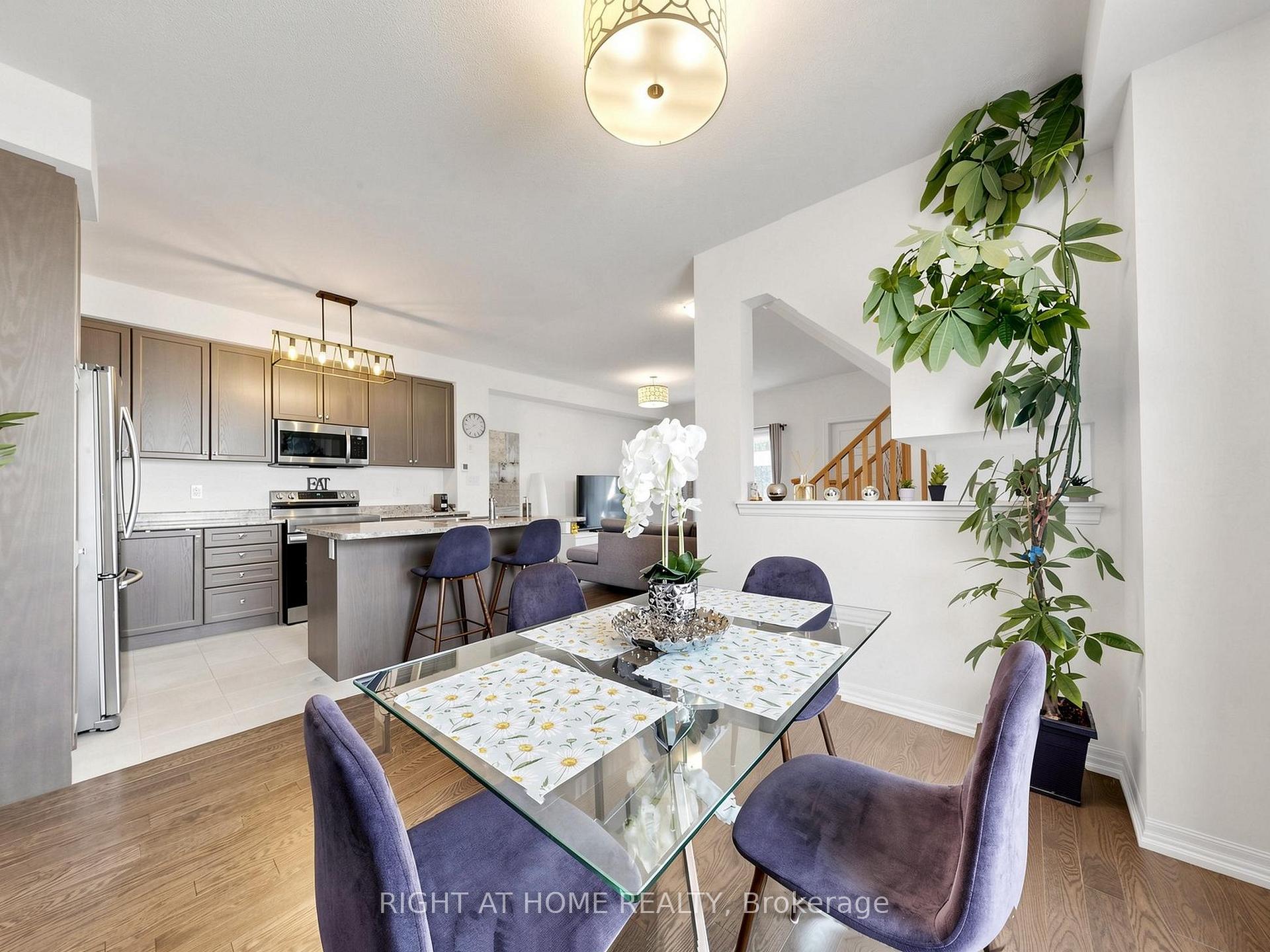 Photo 12 of 65 Allure Street, Newmarket, Woodland Hill — HOMEH