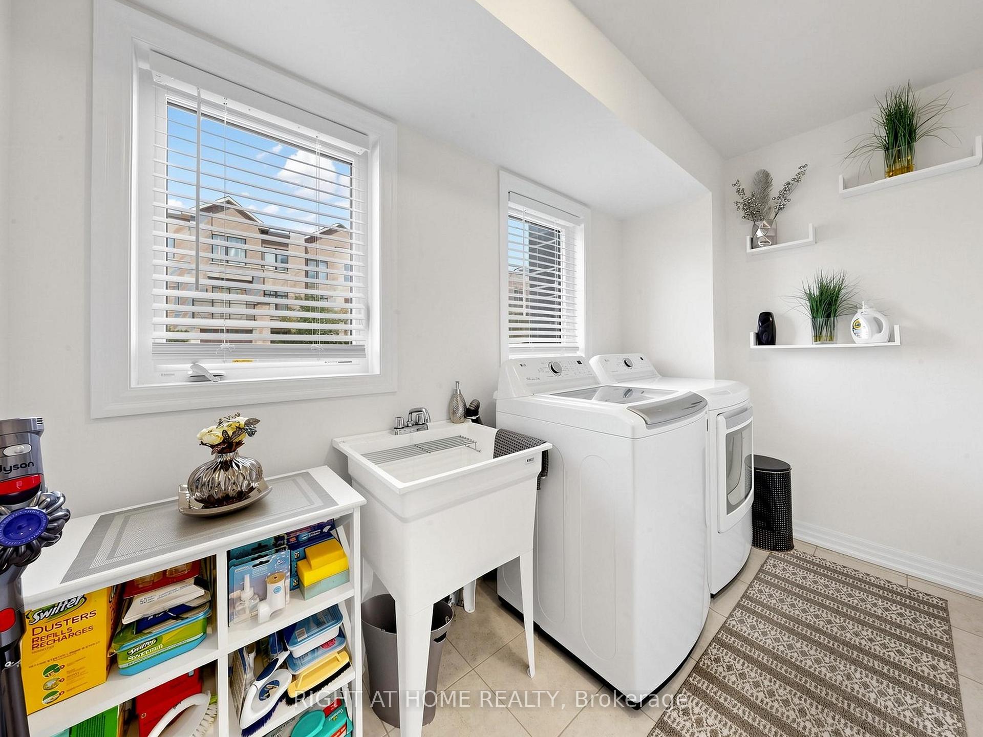 Photo 14 of 65 Allure Street, Newmarket, Woodland Hill — HOMEH