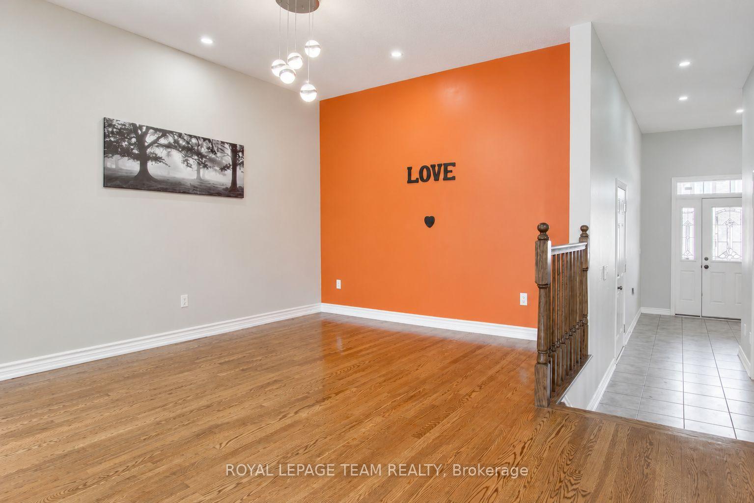 Photo 5 of 314 Glenbrae Avenue, Ottawa, Kanata - Morgan's Grant/South March — HOMEH