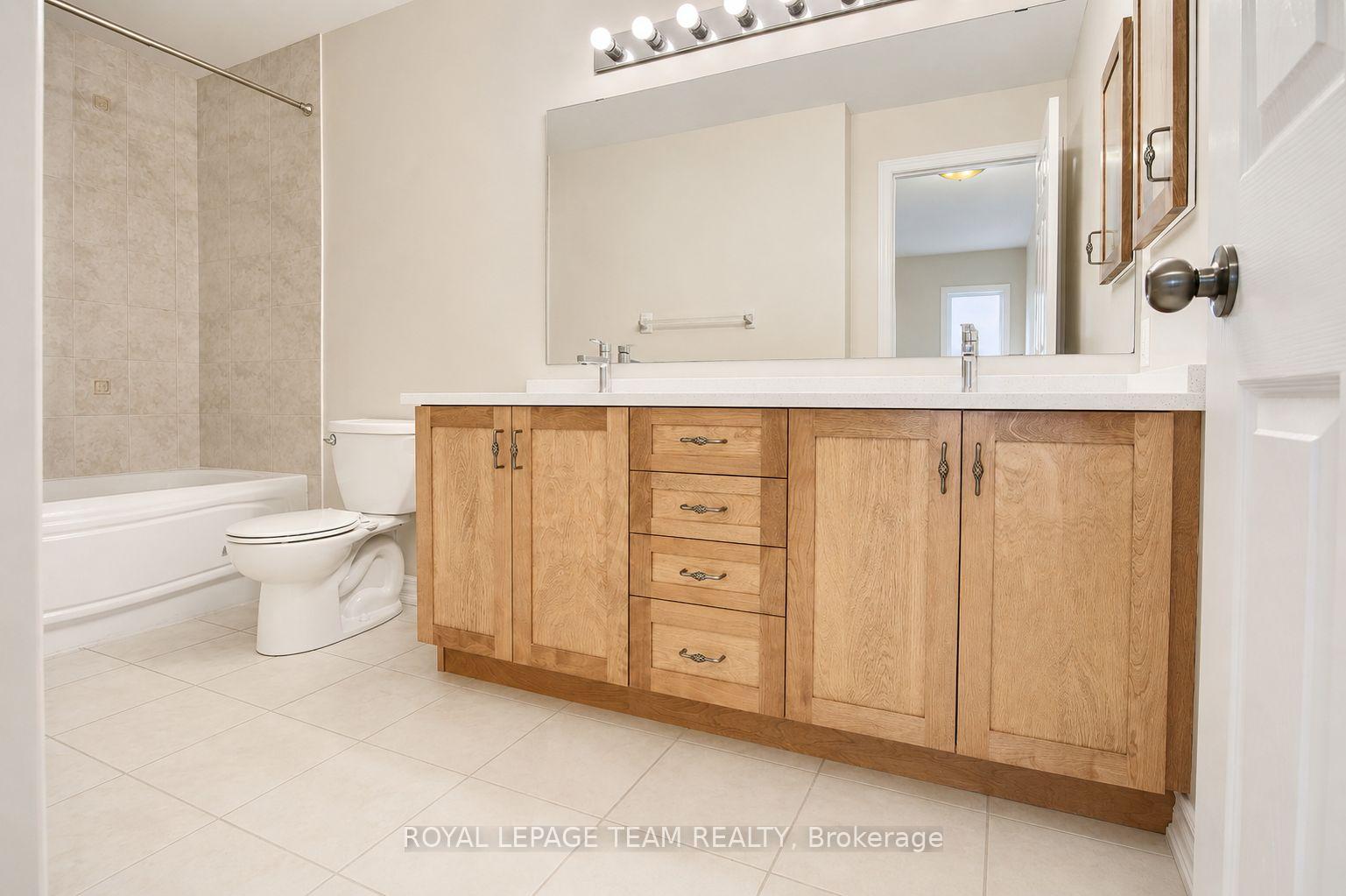 Photo 18 of 314 Glenbrae Avenue, Ottawa, Kanata - Morgan's Grant/South March — HOMEH