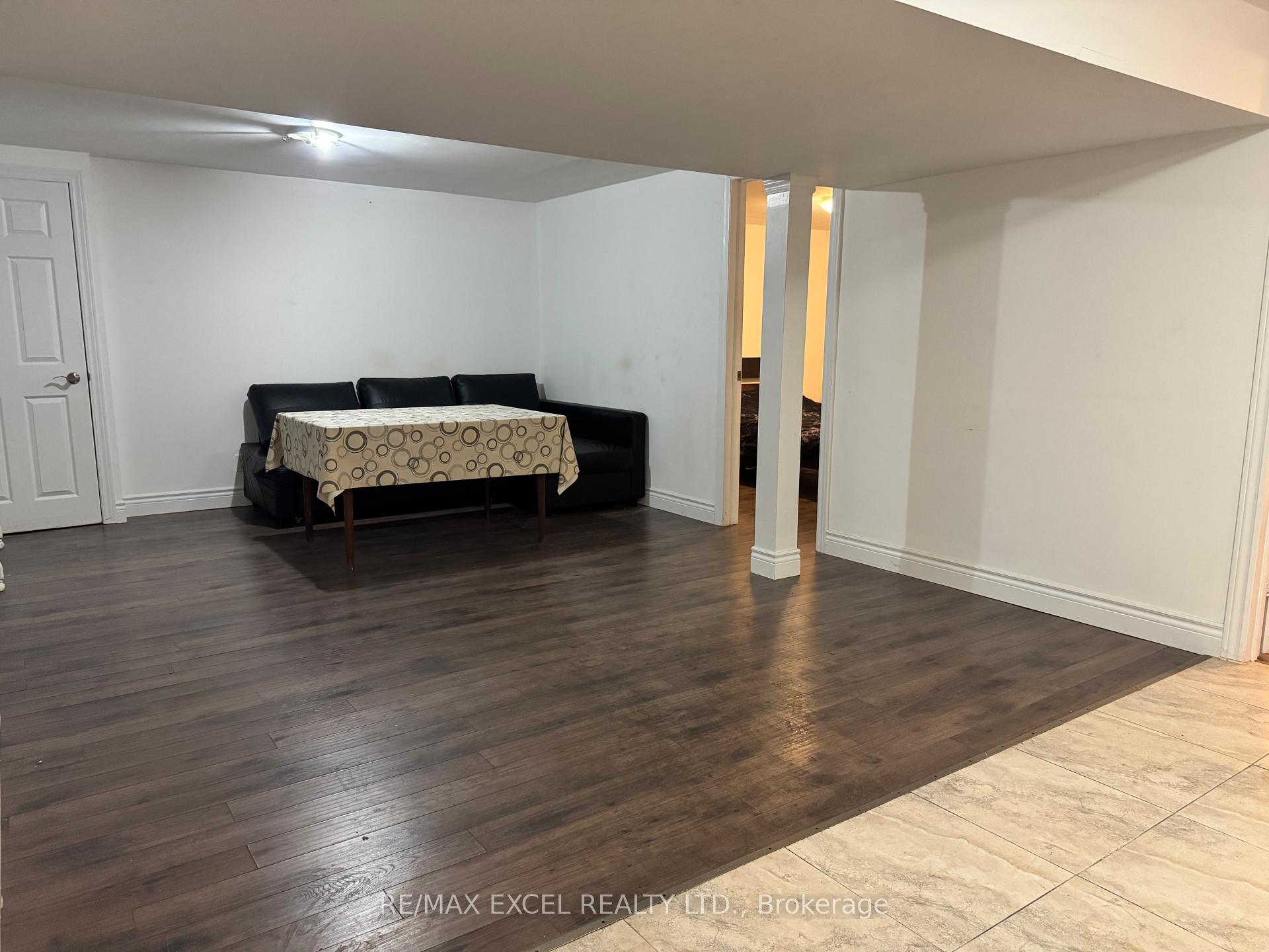 Photo 5 of 30 Marion Crescent, Markham, Raymerville — HOMEH