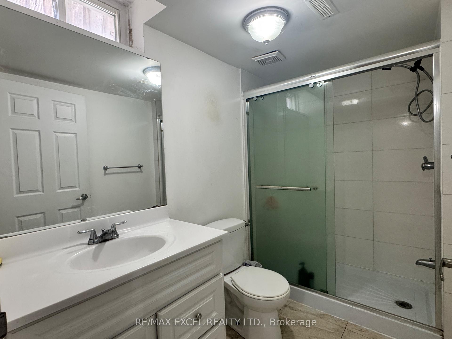 Photo 12 of 30 Marion Crescent, Markham, Raymerville — HOMEH