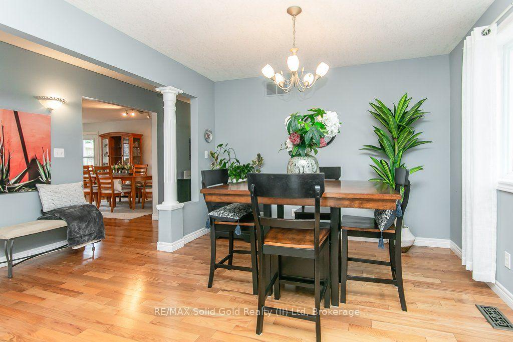 Photo 11 of 77 Lawrence Street, Wellesley — HOMEH