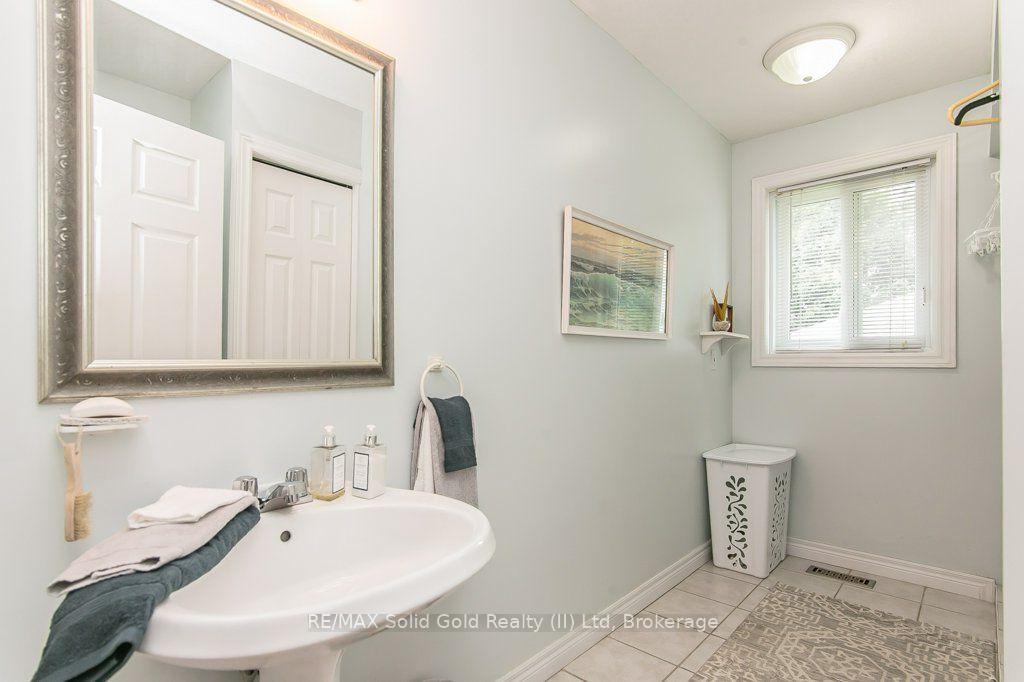Photo 19 of 77 Lawrence Street, Wellesley — HOMEH