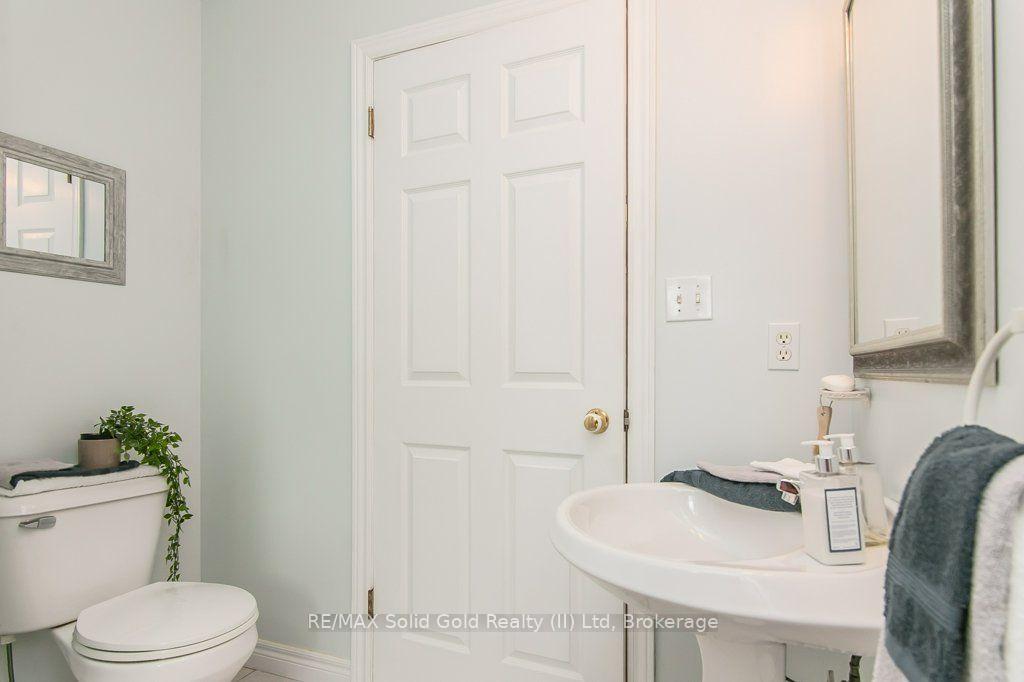 Photo 21 of 77 Lawrence Street, Wellesley — HOMEH