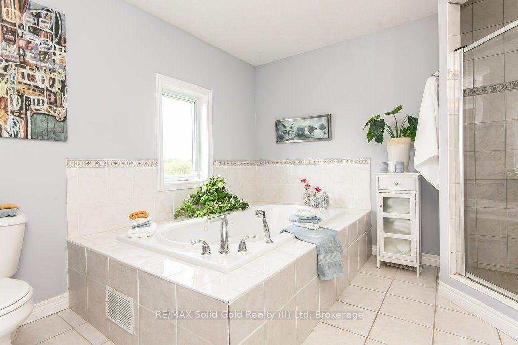 Photo 26 of 77 Lawrence Street, Wellesley — HOMEH