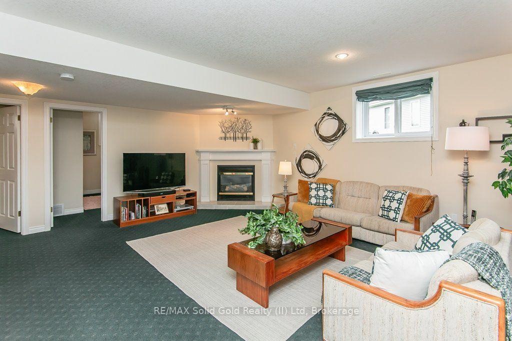 Photo 30 of 77 Lawrence Street, Wellesley — HOMEH