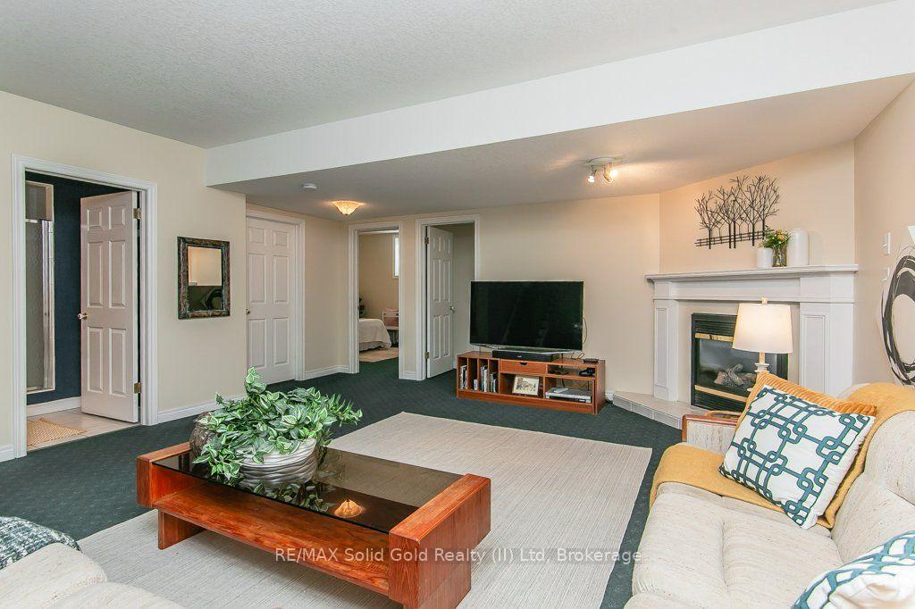 Photo 32 of 77 Lawrence Street, Wellesley — HOMEH