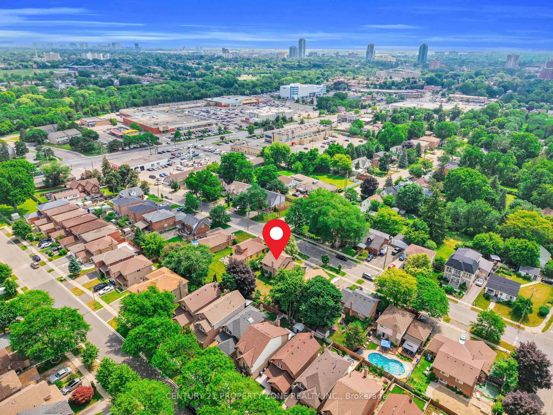 Photo 43 of 32 Archibald Street, Brampton, Brampton West — HOMEH