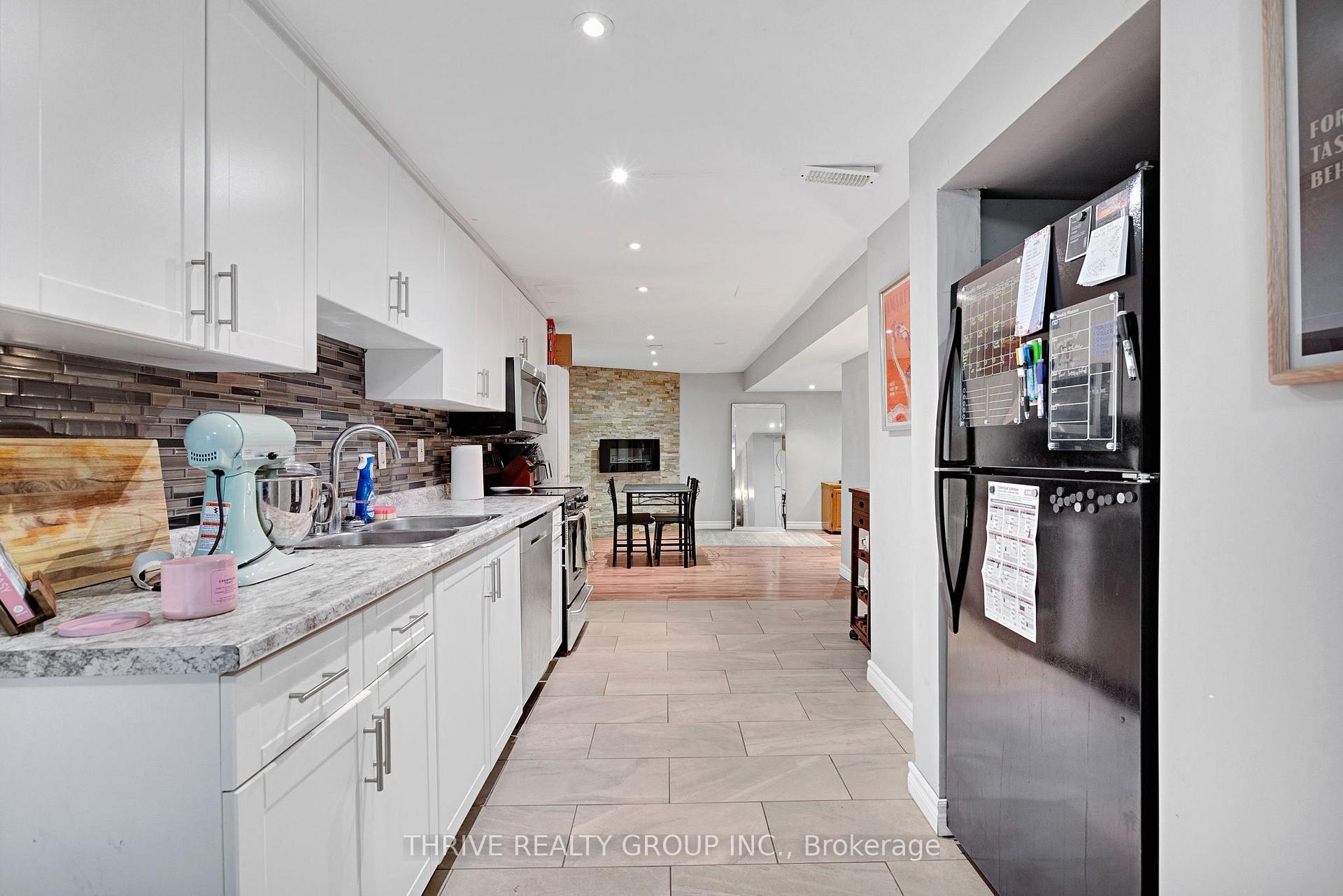 Photo 7 of 355 Central Avenue, London, East F — HOMEH