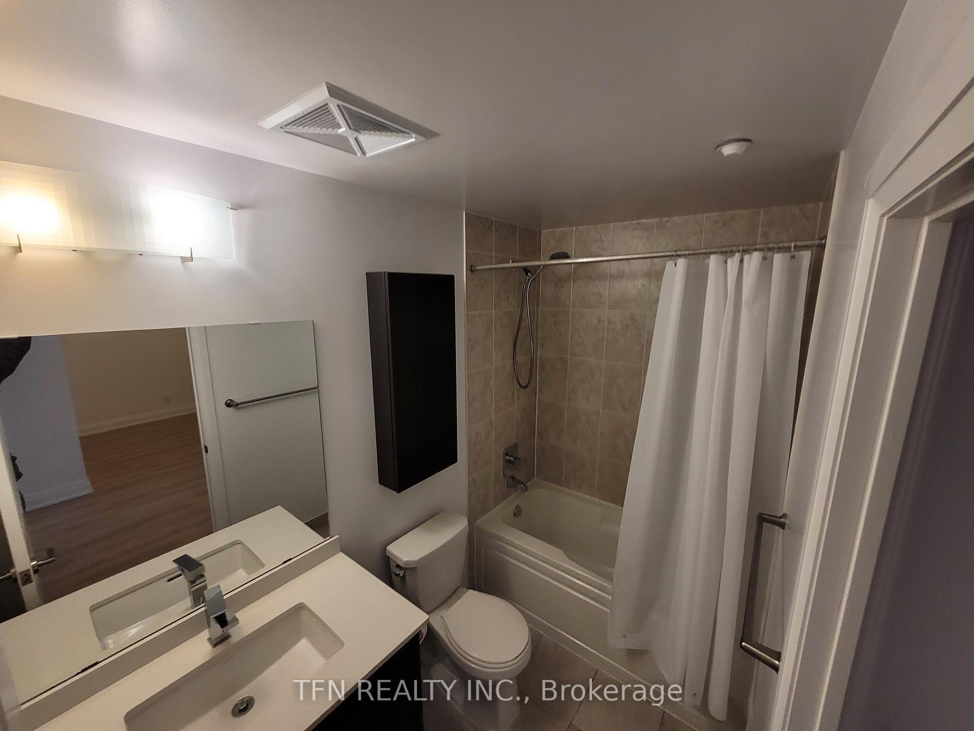 Photo 10 of Unit 524, 7900 Bathurst Street, Vaughan, Uplands — HOMEH