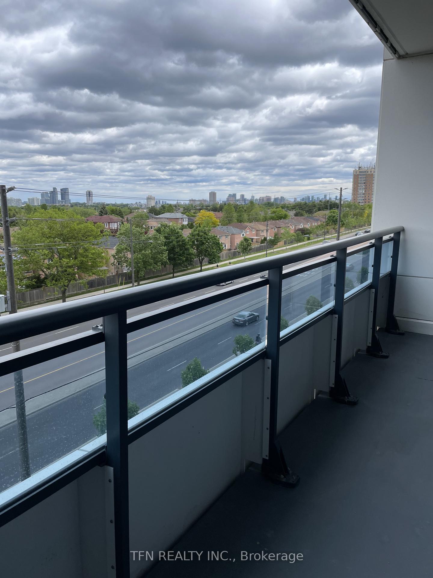 Photo 13 of Unit 524, 7900 Bathurst Street, Vaughan, Uplands — HOMEH