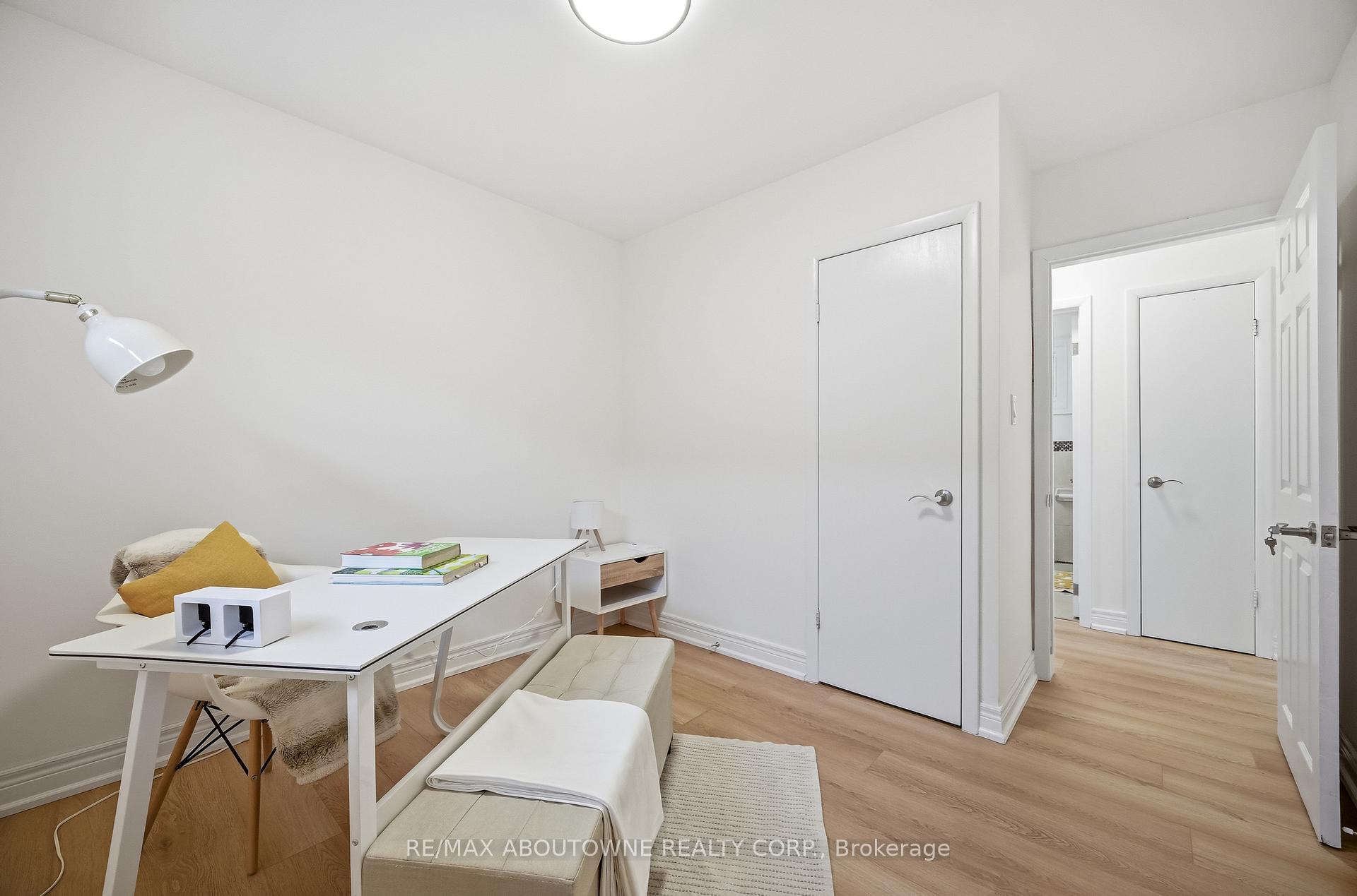 Photo 20 of 106 Beland Avenue N, Hamilton, McQuesten — HOMEH