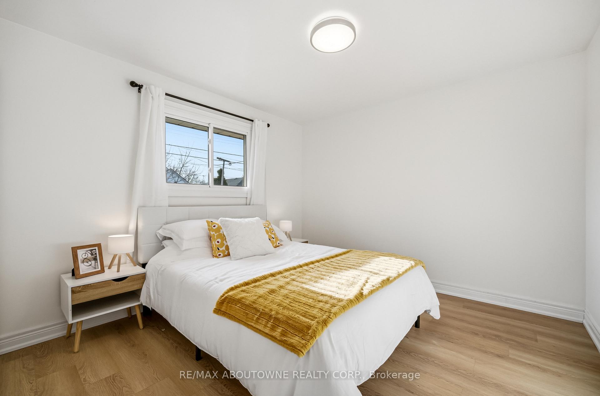 Photo 23 of 106 Beland Avenue N, Hamilton, McQuesten — HOMEH
