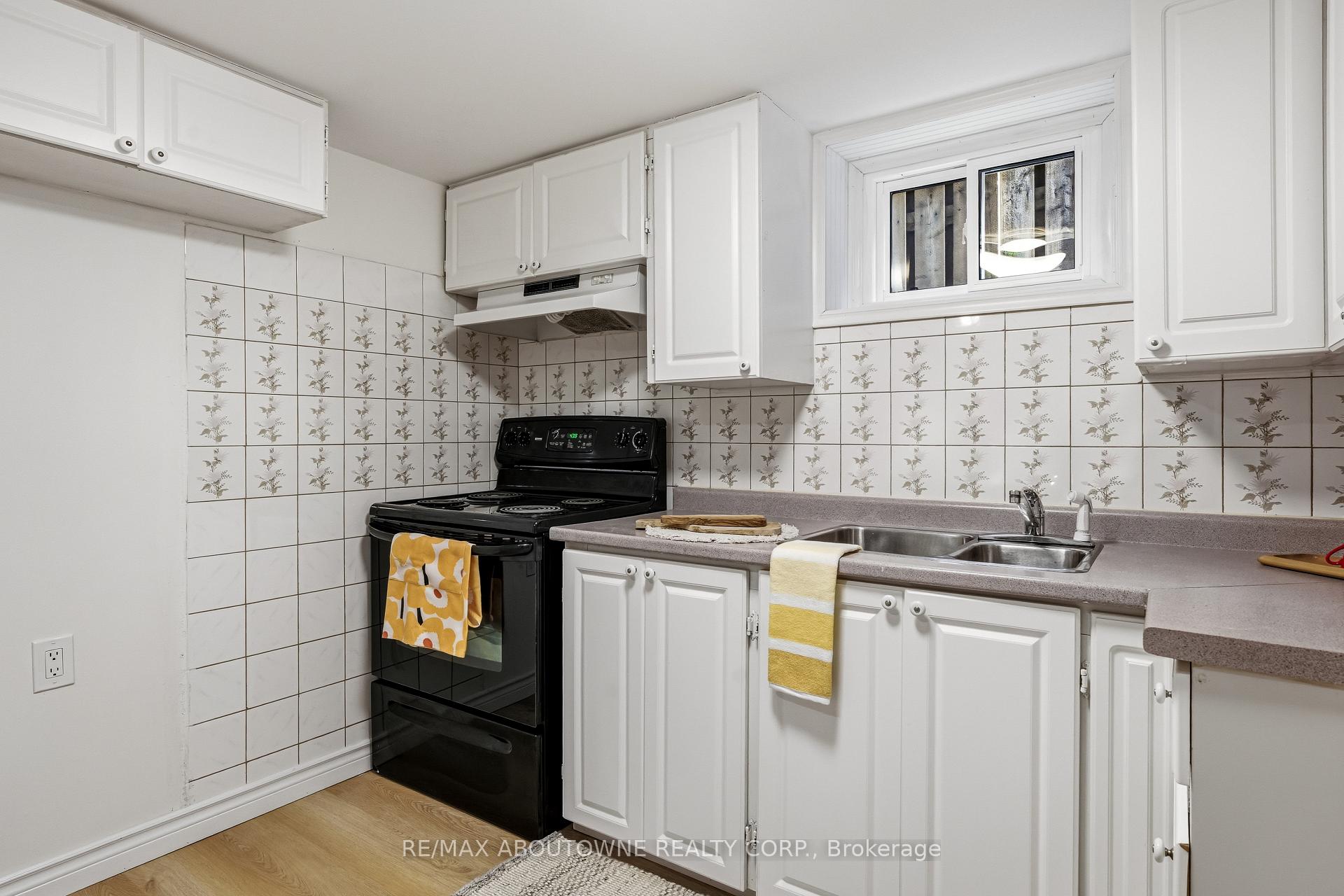 Photo 27 of 106 Beland Avenue N, Hamilton, McQuesten — HOMEH