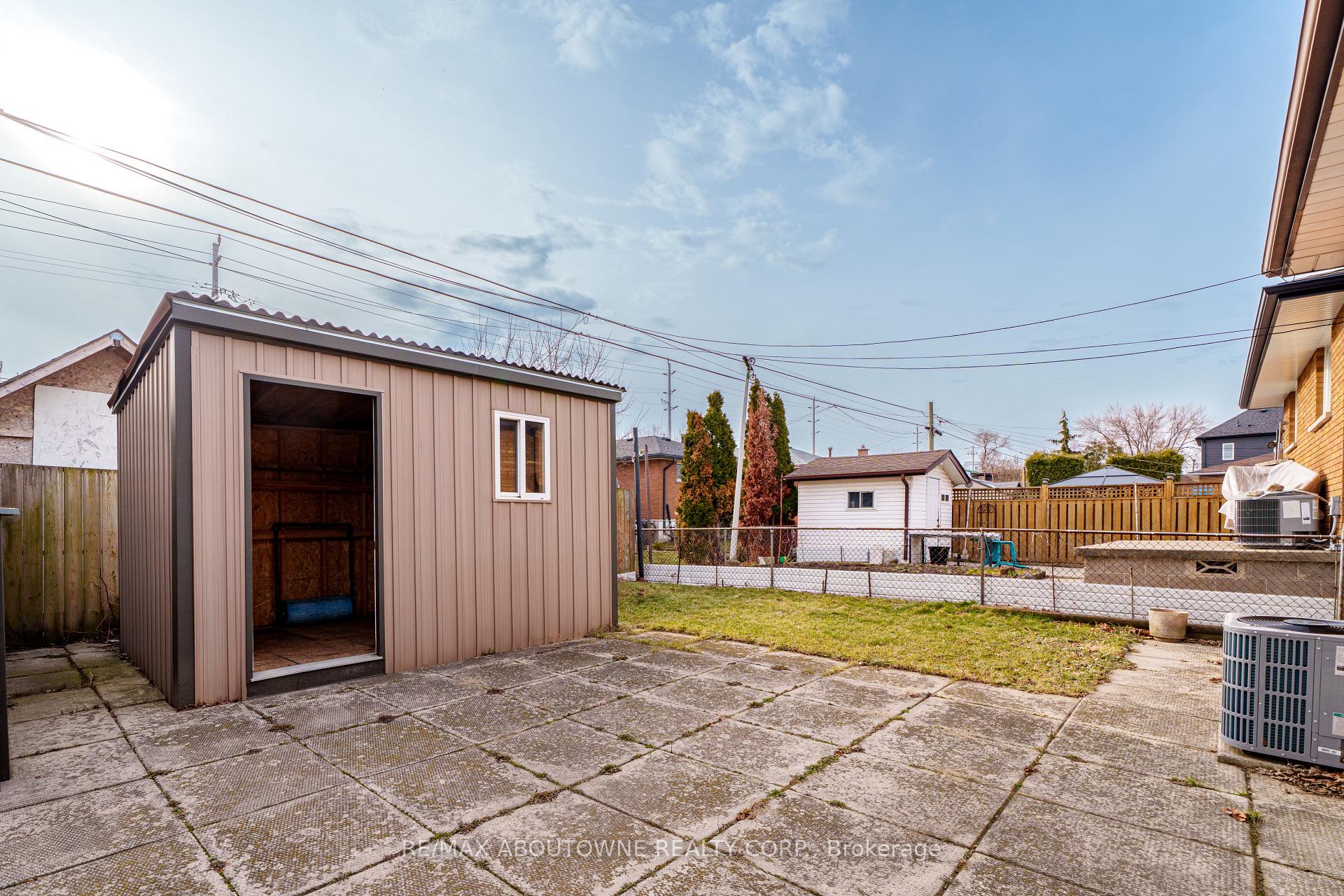 Photo 35 of 106 Beland Avenue N, Hamilton, McQuesten — HOMEH