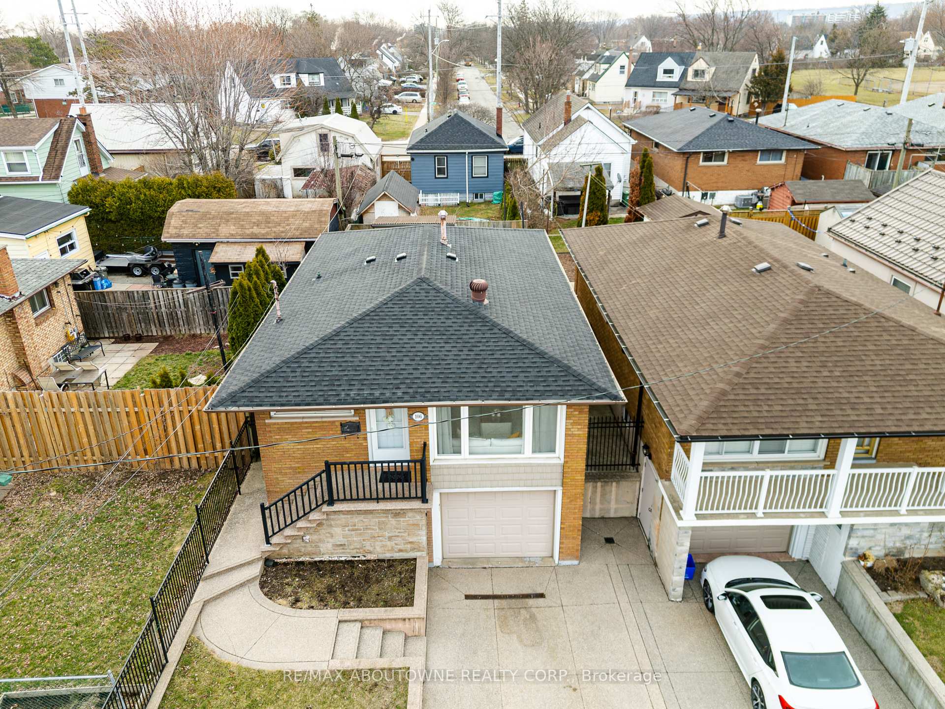 Photo 36 of 106 Beland Avenue N, Hamilton, McQuesten — HOMEH