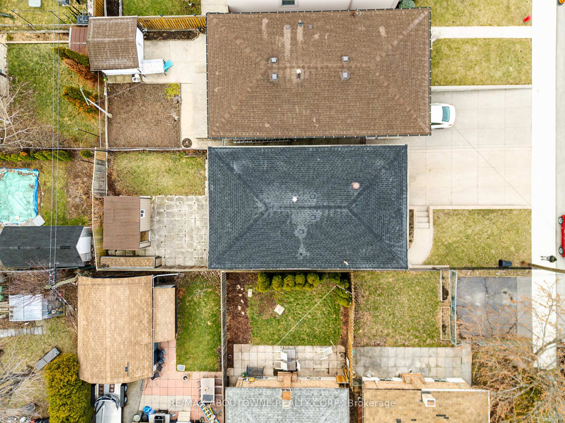 Photo 37 of 106 Beland Avenue N, Hamilton, McQuesten — HOMEH
