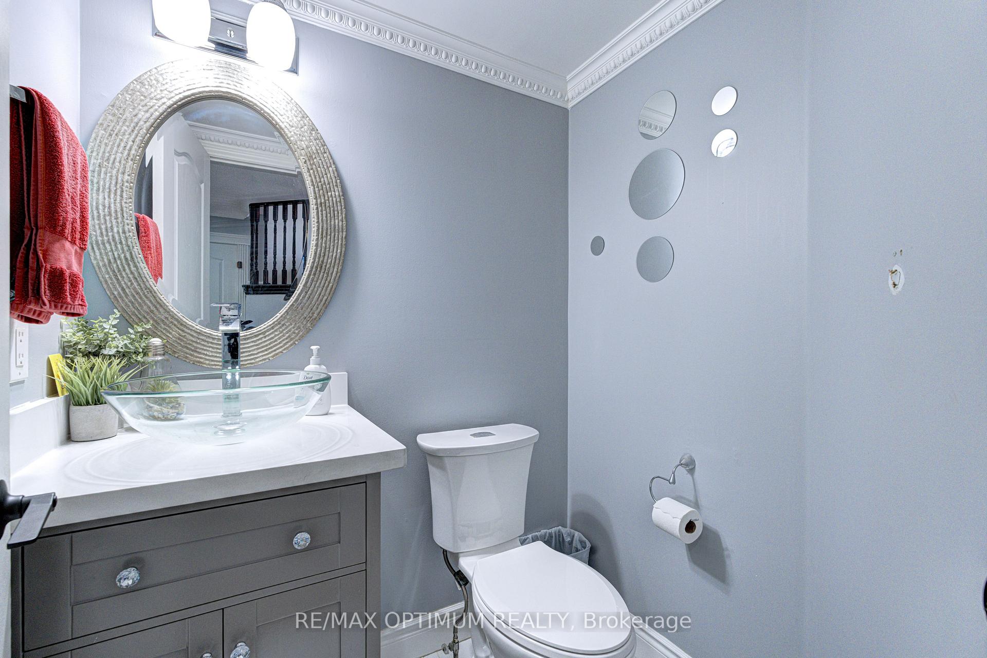 Photo 18 of 54 Bramoak Crescent, Brampton, Northwest Sandalwood Parkway — HOMEH