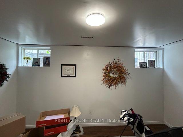 Photo 15 of 22 Lion's Gate Boulevard, Barrie, Little Lake — HOMEH