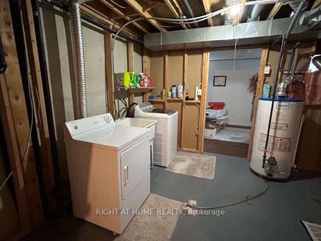 Photo 16 of 22 Lion's Gate Boulevard, Barrie, Little Lake — HOMEH