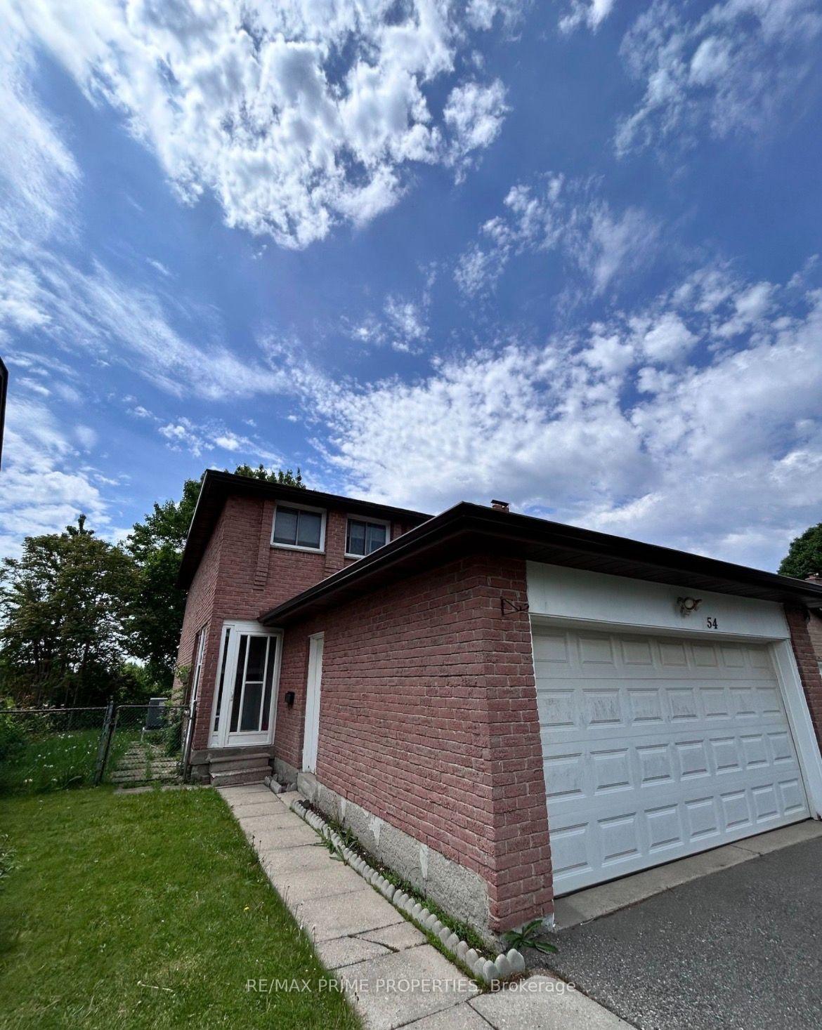 Photo 2 of 54 Tiffany Crescent, Markham, Milliken Mills West — HOMEH