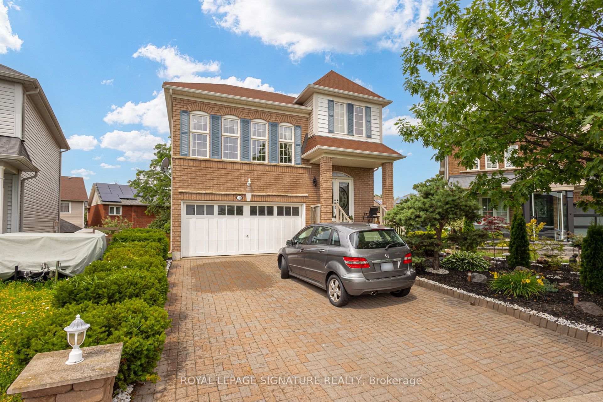 Front of Unit Main, 1156 Cotswold Court