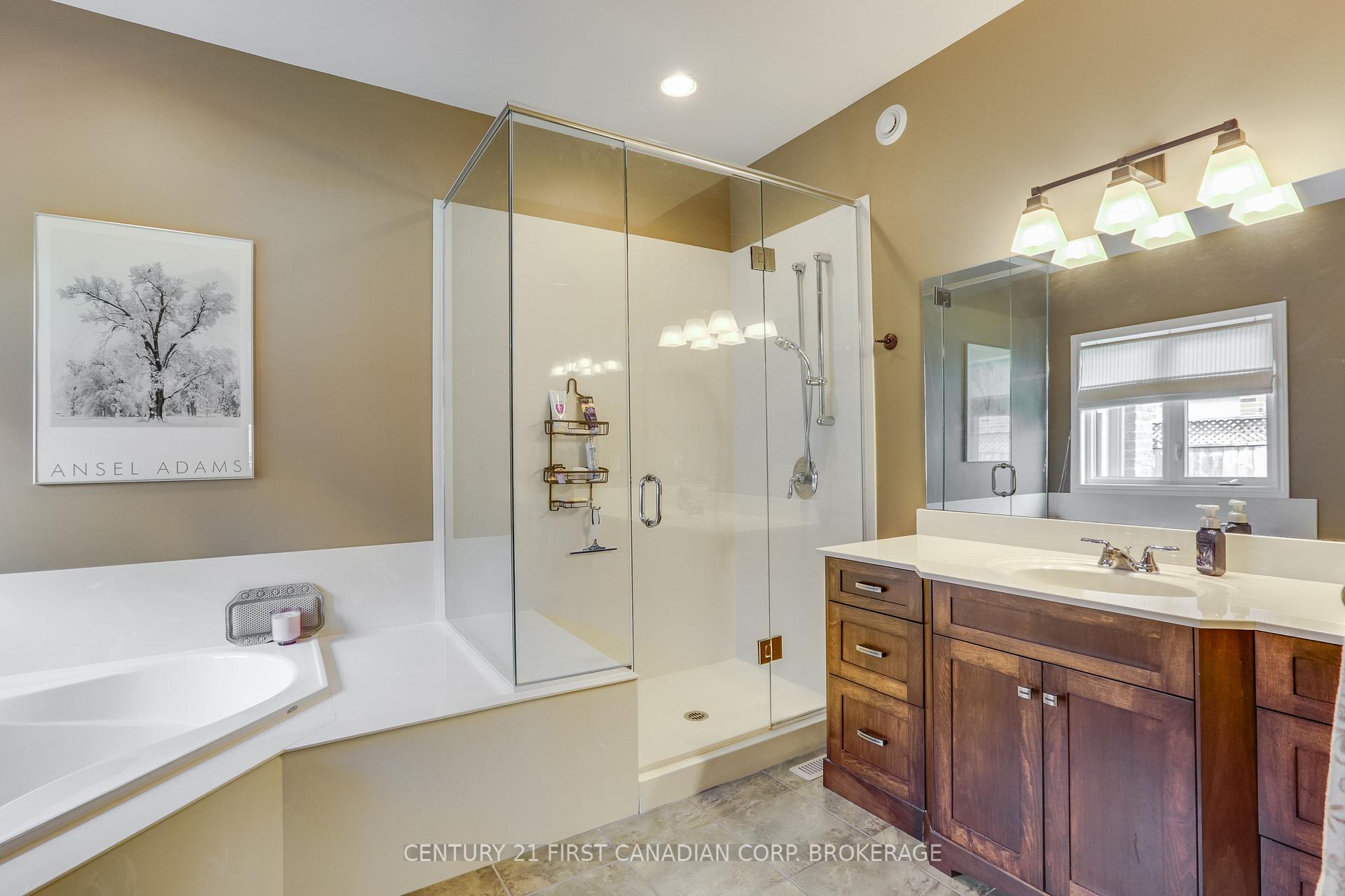 Photo 3 of 76 Sloan Drive, Zorra, Thamesford — HOMEH