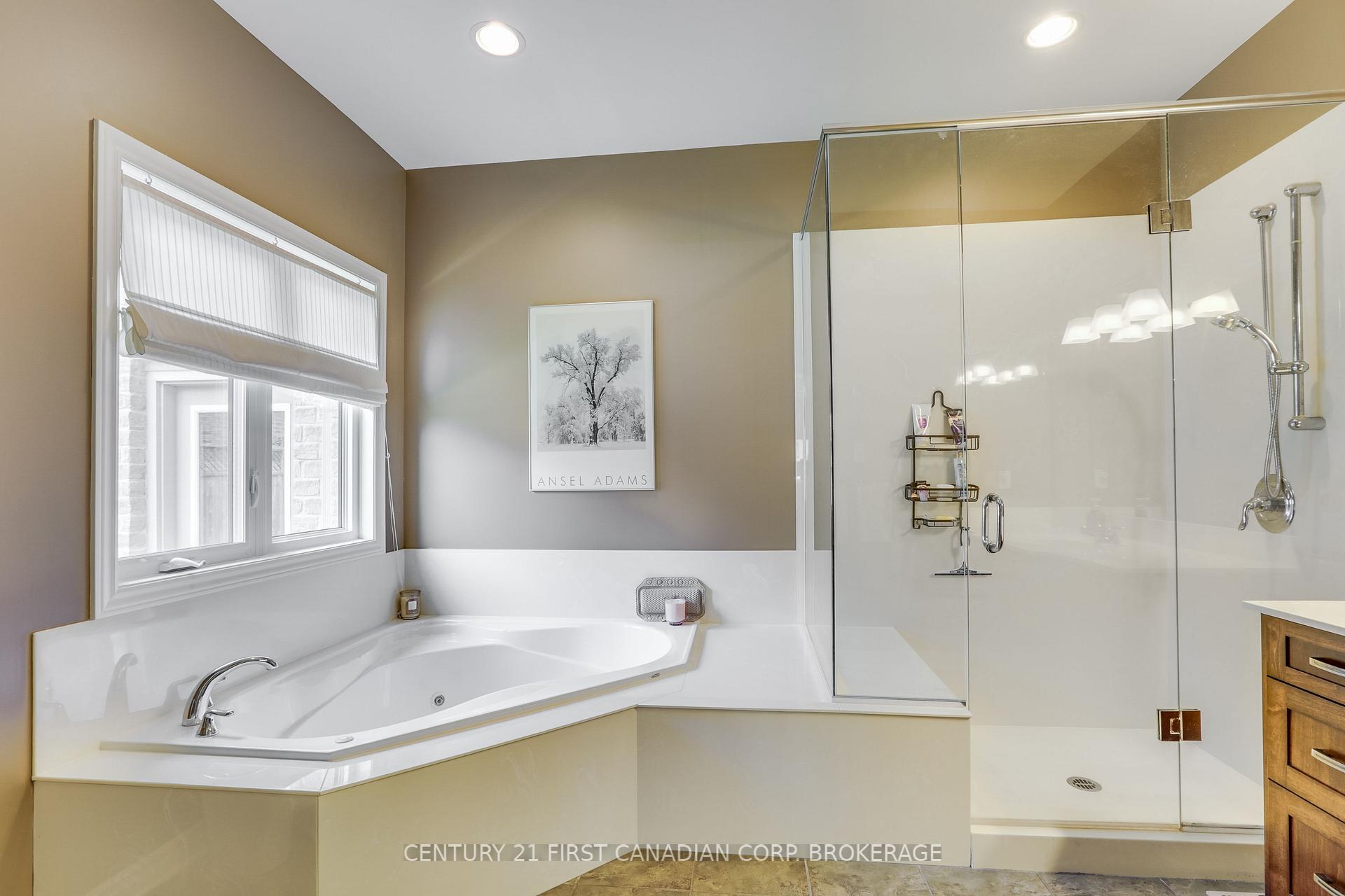 Photo 4 of 76 Sloan Drive, Zorra, Thamesford — HOMEH