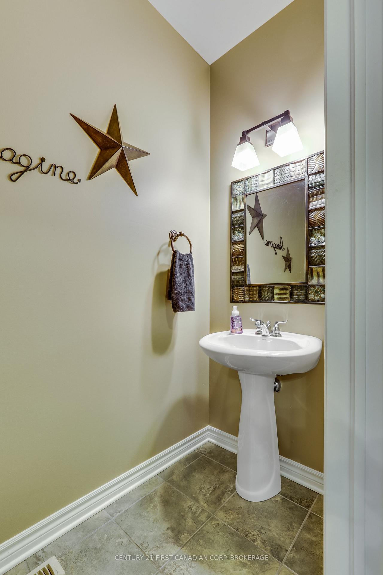 Photo 11 of 76 Sloan Drive, Zorra, Thamesford — HOMEH