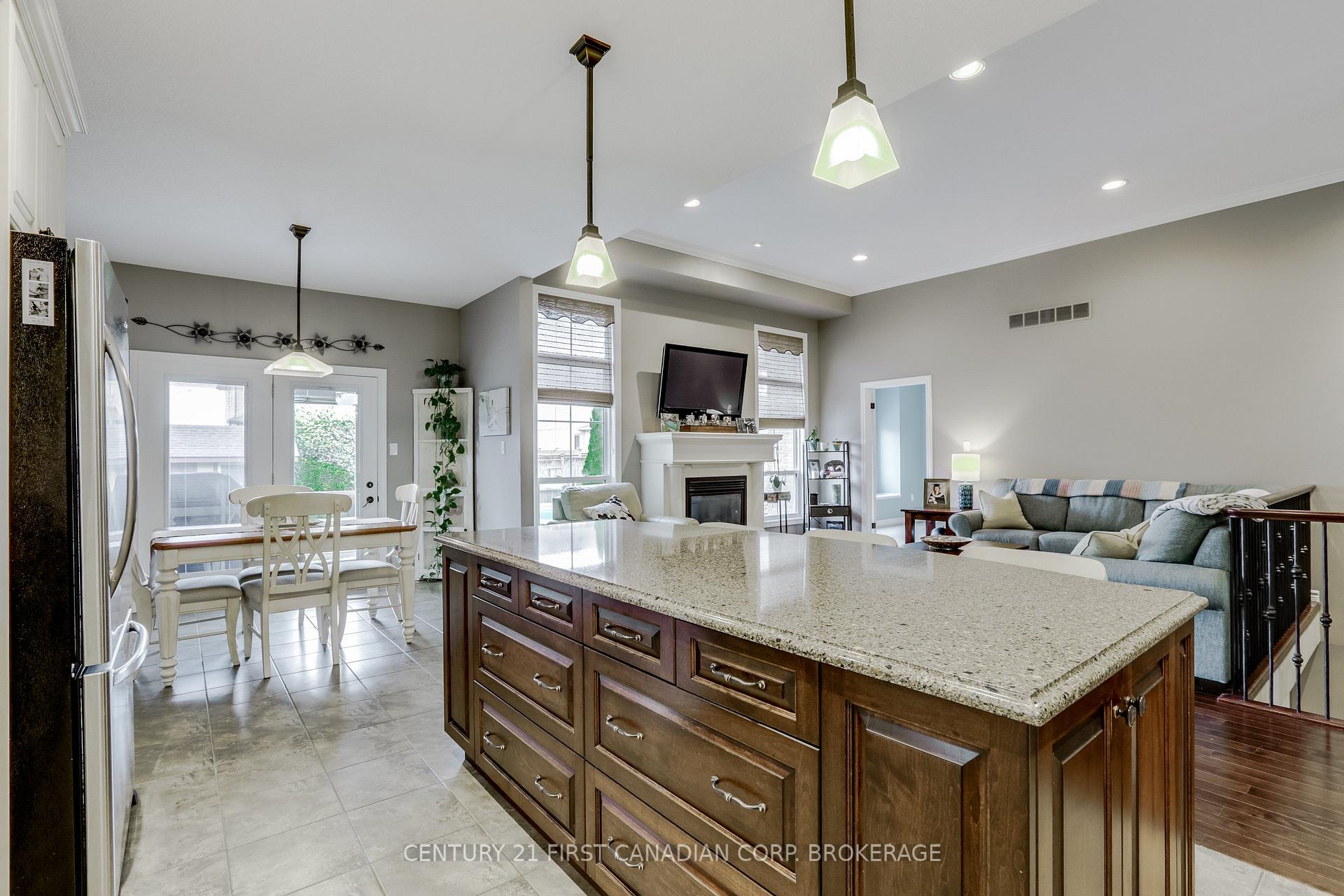 Photo 12 of 76 Sloan Drive, Zorra, Thamesford — HOMEH