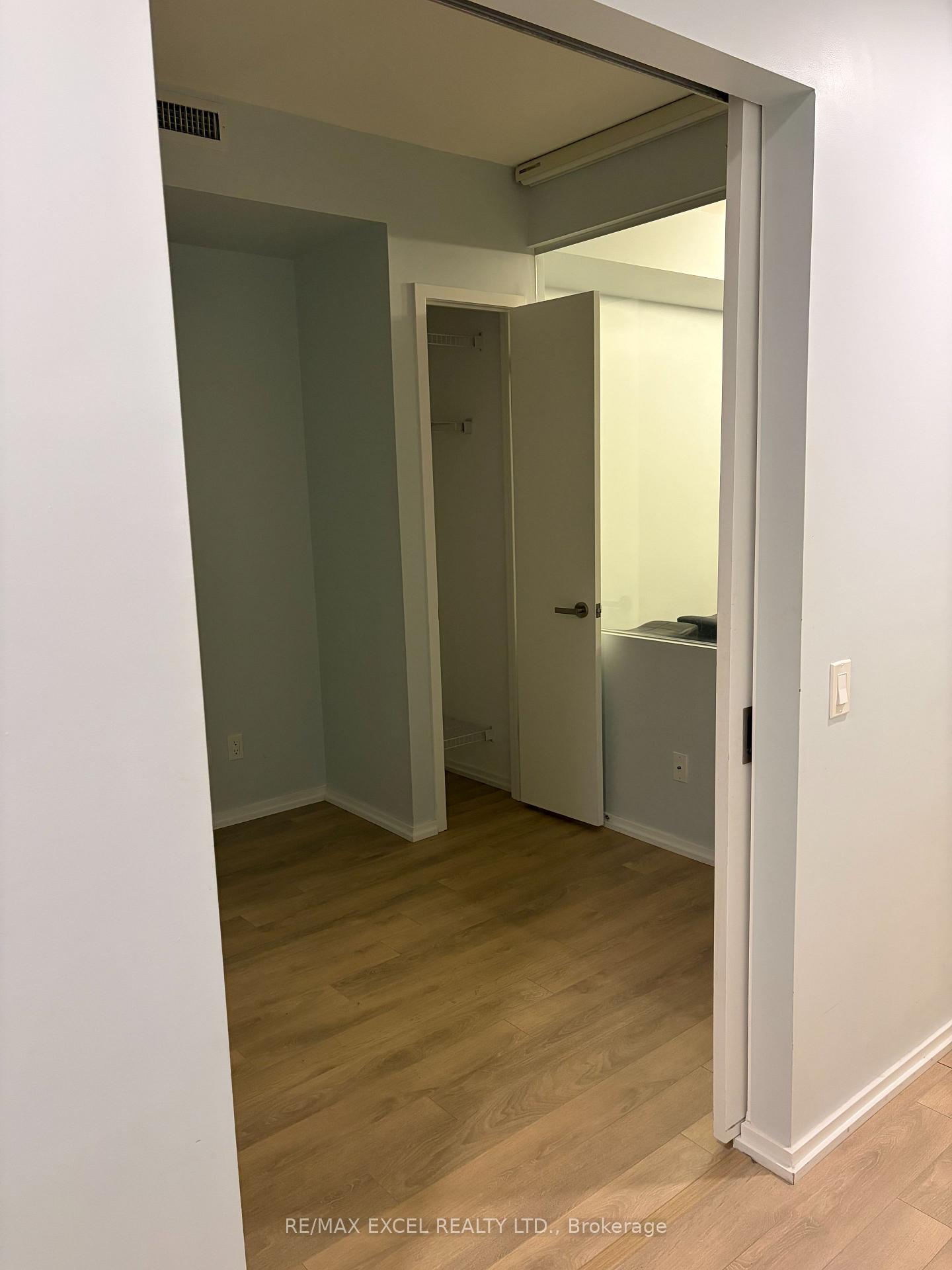 Photo 15 of Unit 2503, 197 Yonge Street, Toronto, Church-Yonge Corridor — HOMEH